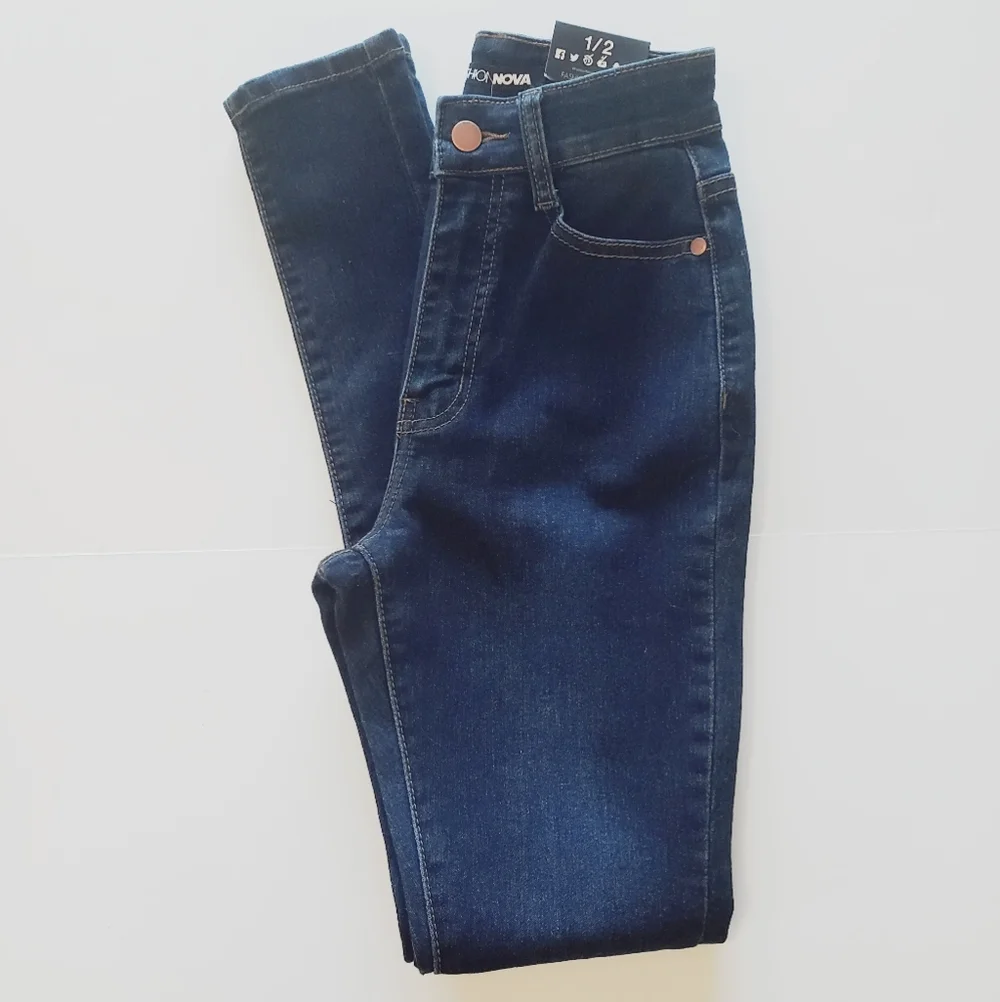 NWT! Fashon Nova Skinny Jeans